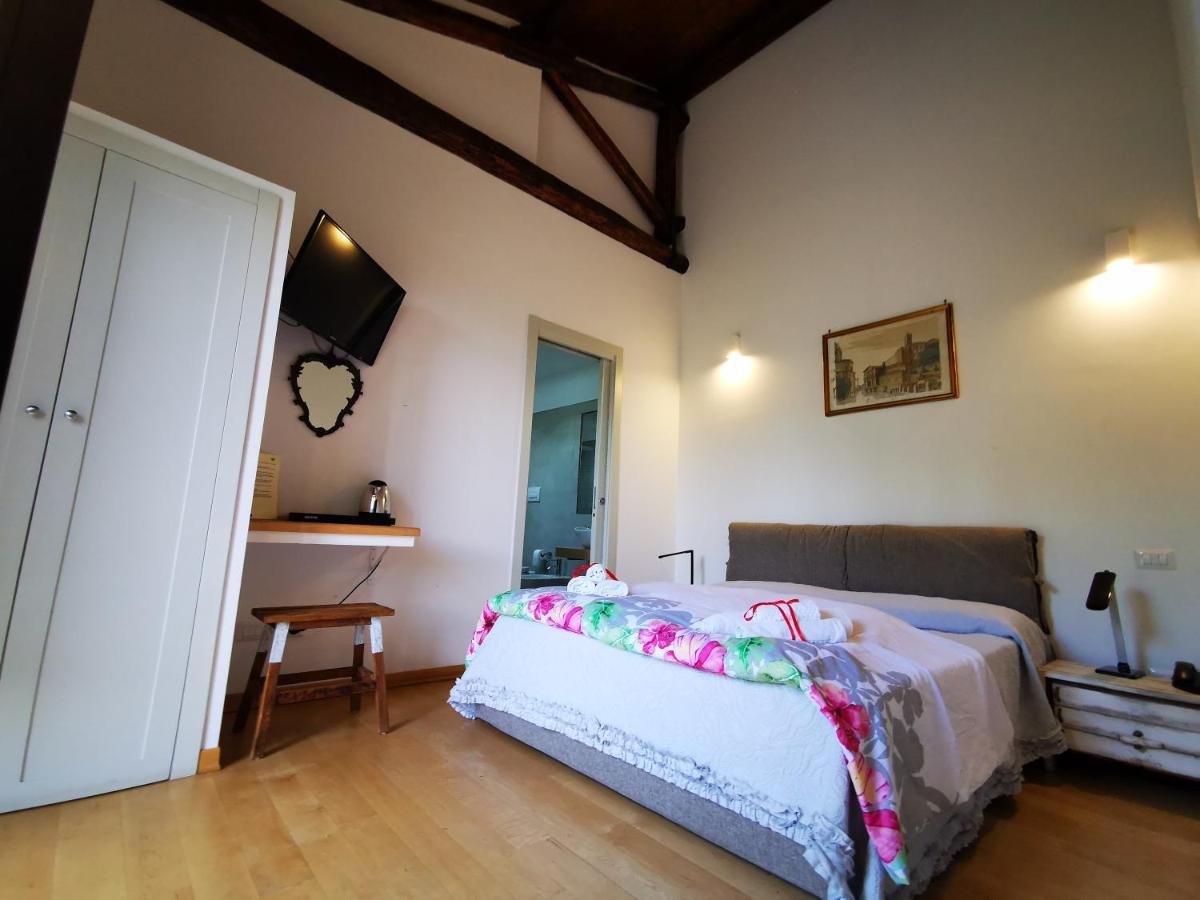 Country House Erba Regina 프라스카티 외부 사진